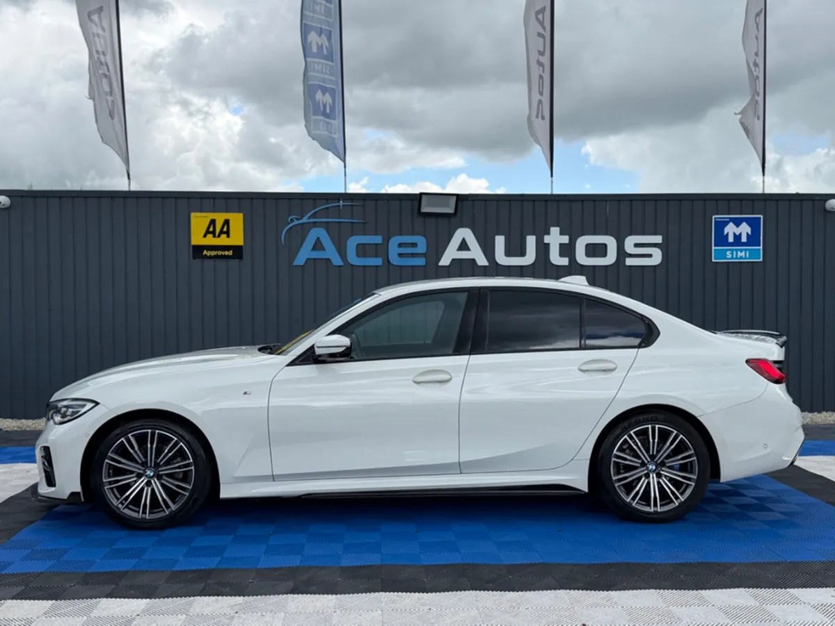 BMW 3-Series M-SPORT X-DRIVE - 2.0L DIESEL - AUTO - Image 4
