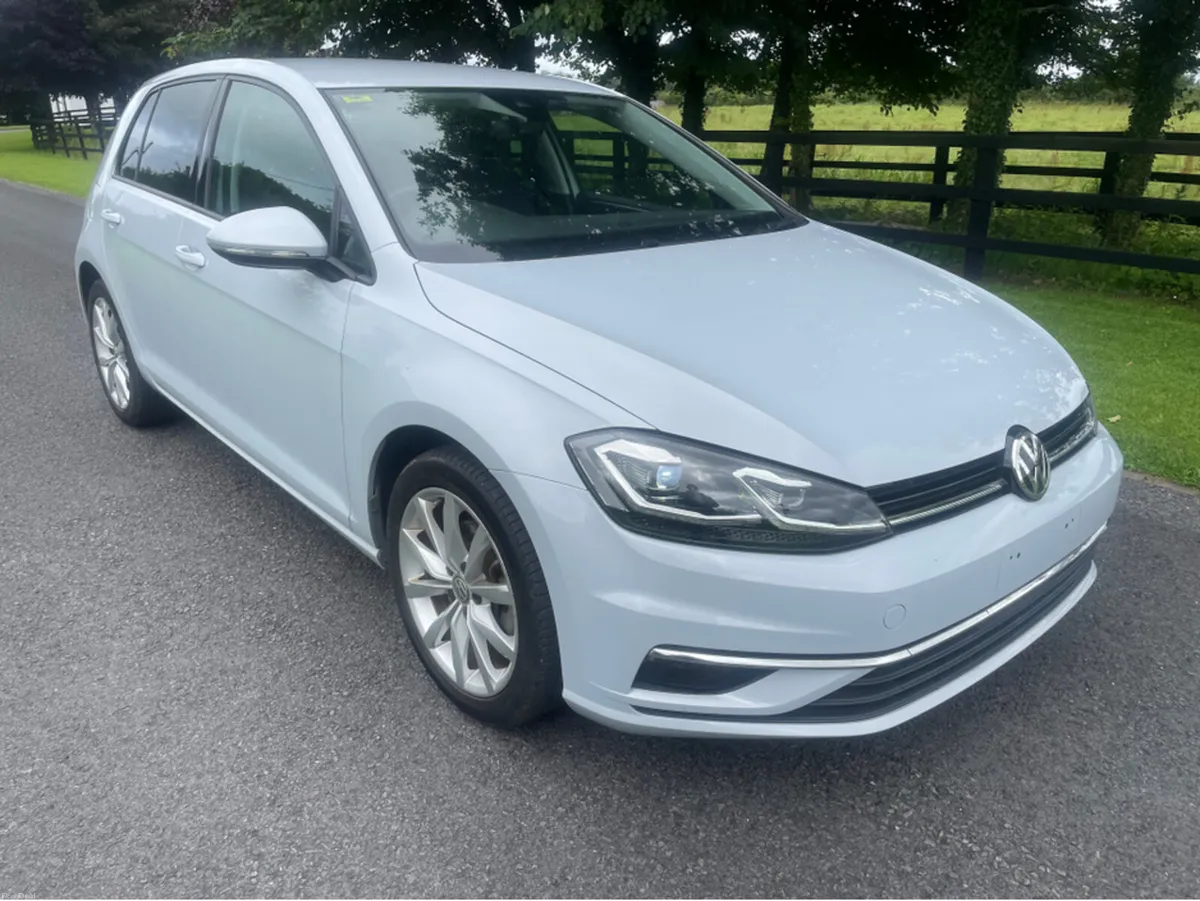 Volkswagen Golf Hatchback comfort line - Image 1