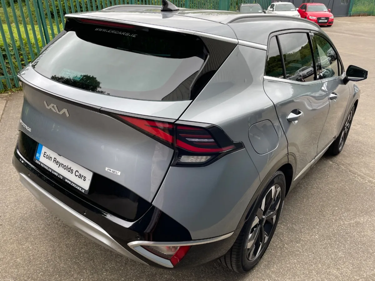 Kia Sportage PHEV SEM Special Edition - Image 4