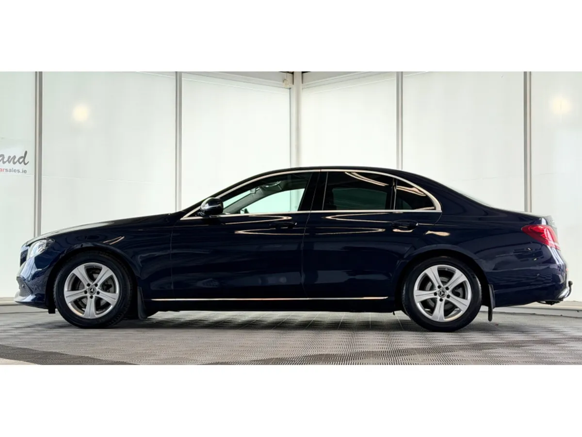 Mercedes-Benz E-Class E220D  *SUPER COLOUR COMBO* - Image 2