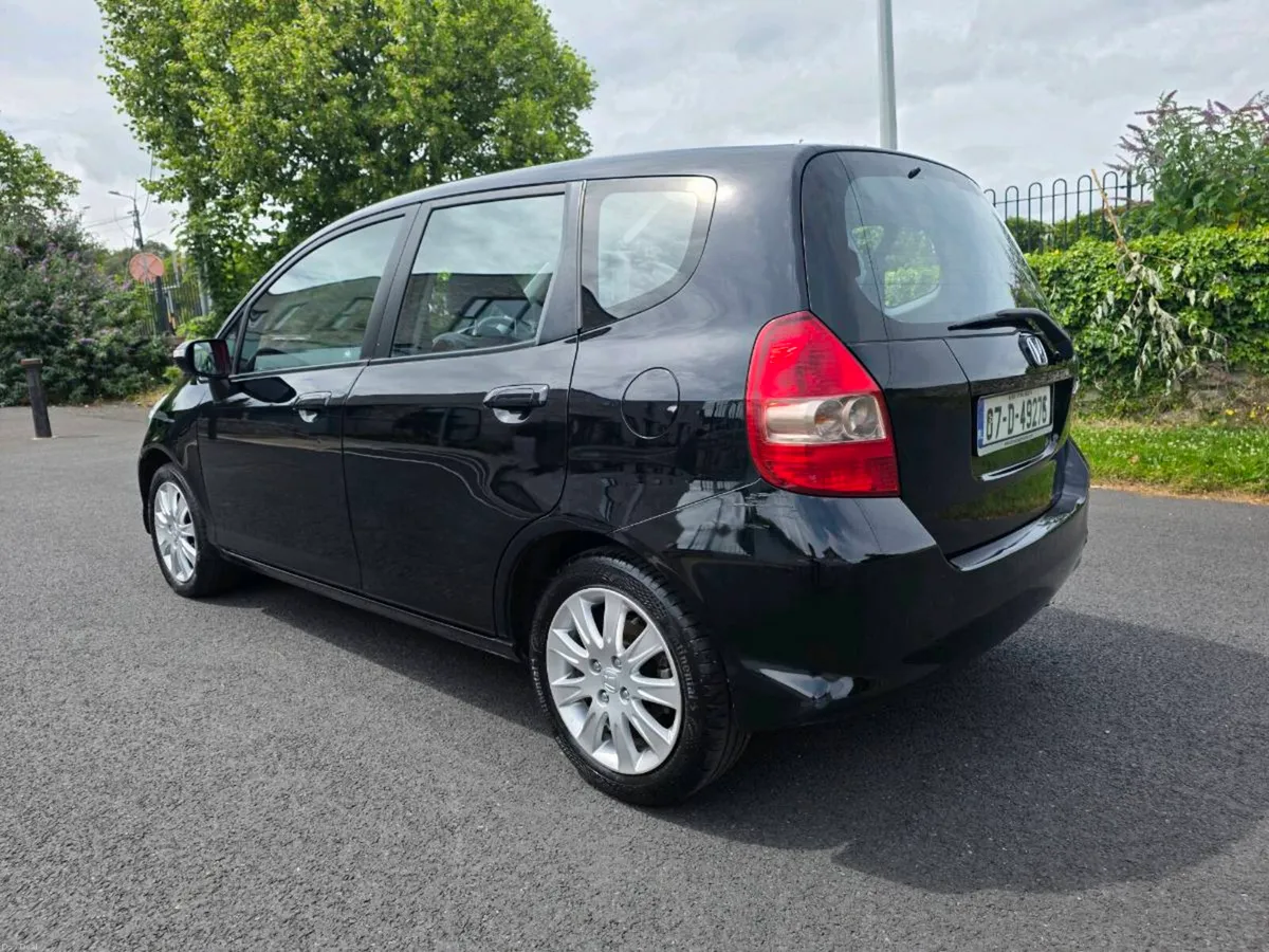 Honda jazz AUTOMATIC - Image 4