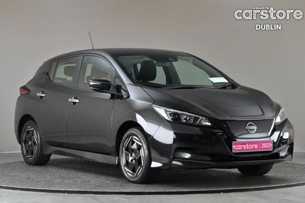 Nissan Leaf EV ACENTA 40KW 150BHP **REVERSE CAM** - Image 1