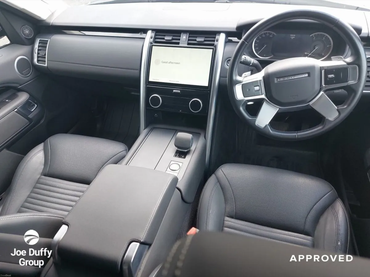 Land Rover Discovery 3.0 SD6 SE COMMERCIAL - Image 4