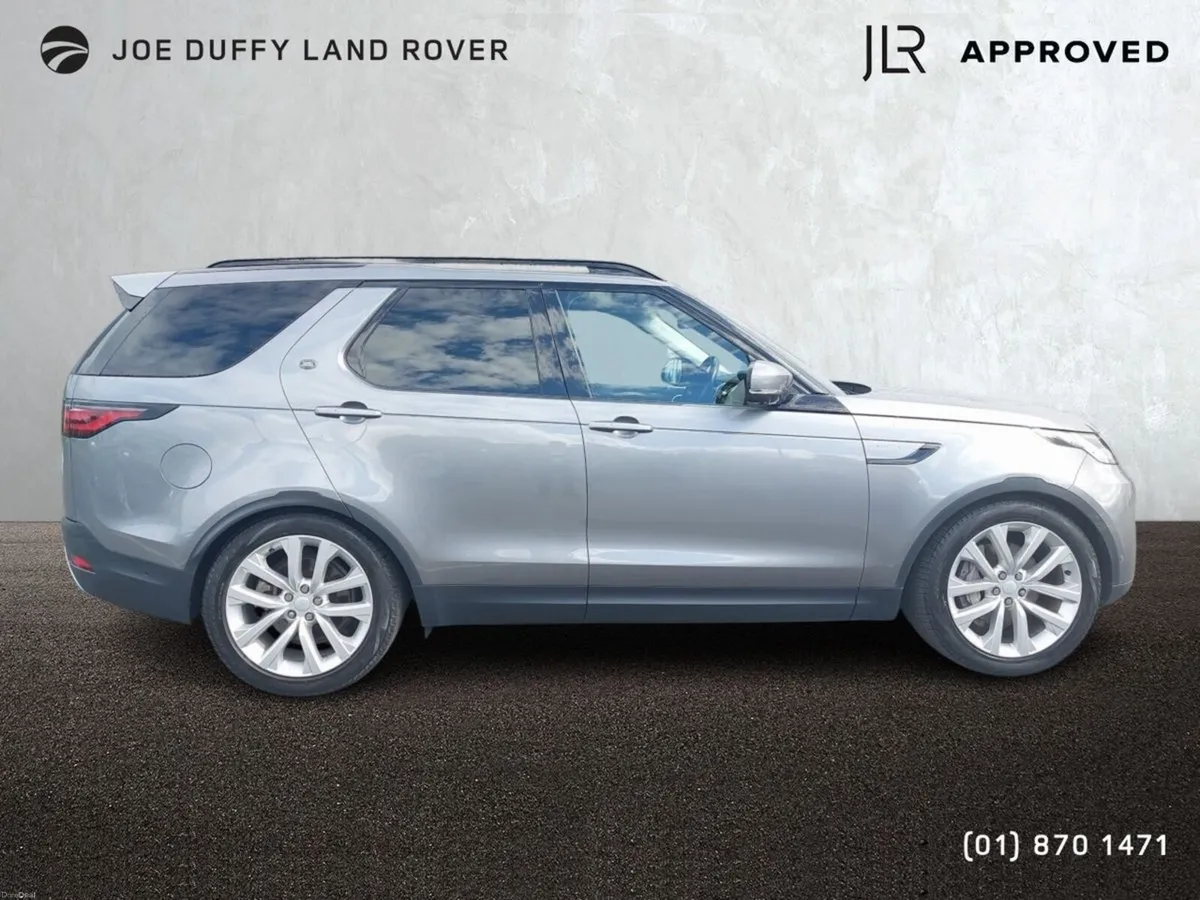 Land Rover Discovery 3.0 SD6 SE COMMERCIAL - Image 6