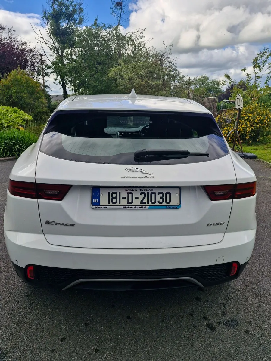 Jaguar E-Pace 2018 - Image 2