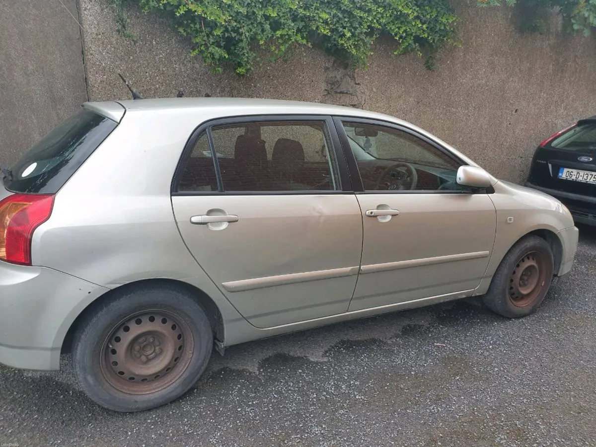 Toyota Corolla D4D hatchback - Image 3