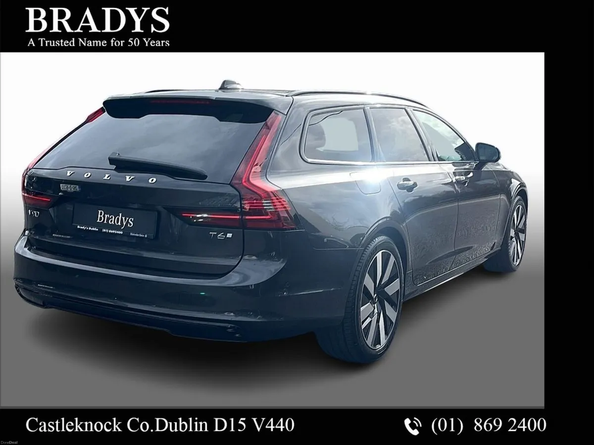 Volvo V90 T6 Plus Dark Edition PHEV AWD - Image 4