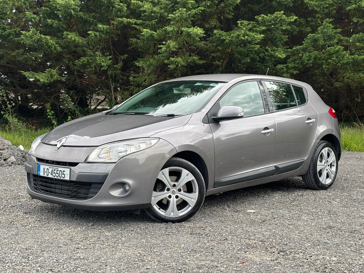 Renault Megane 1.5 DCI TomTom 10/26 NCT - Image 2