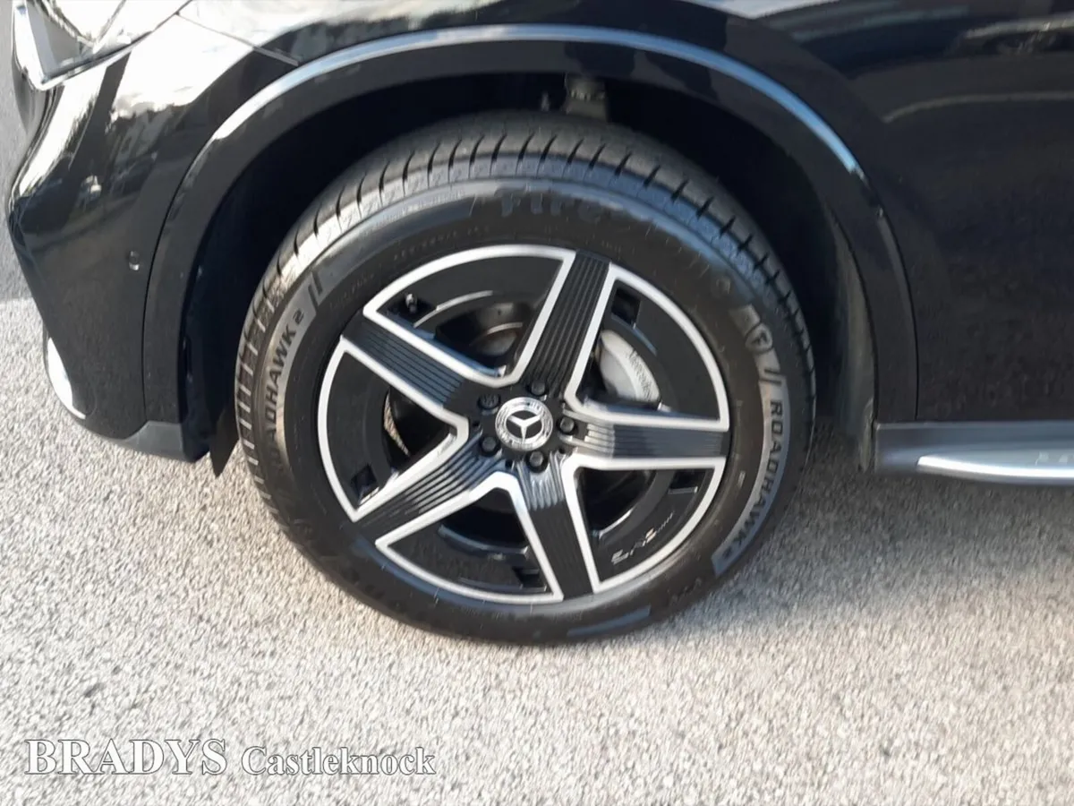 Mercedes-Benz GLC GLC 300e Hybrid AMG 4Matic--Side - Image 5