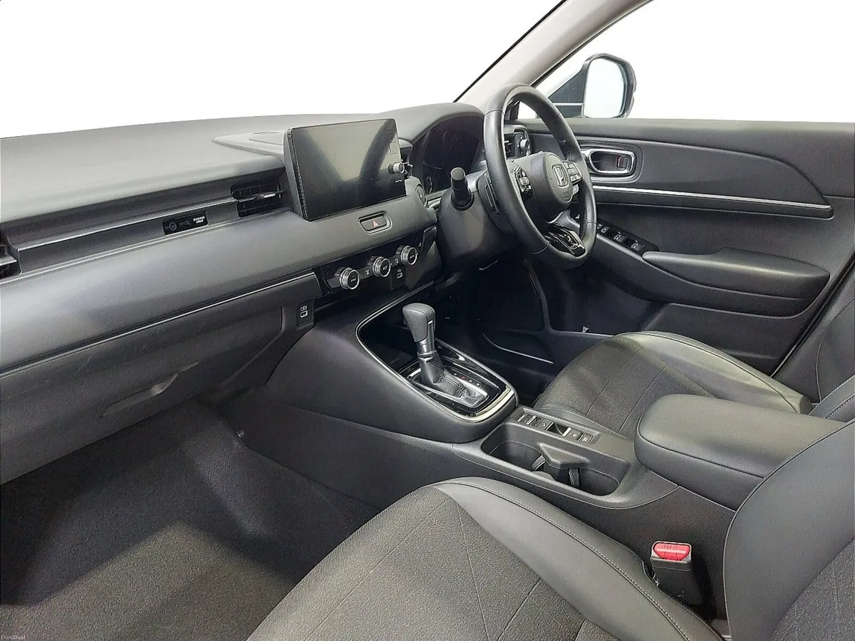Honda HR-V Hr-V Hatchback Advance - Image 2