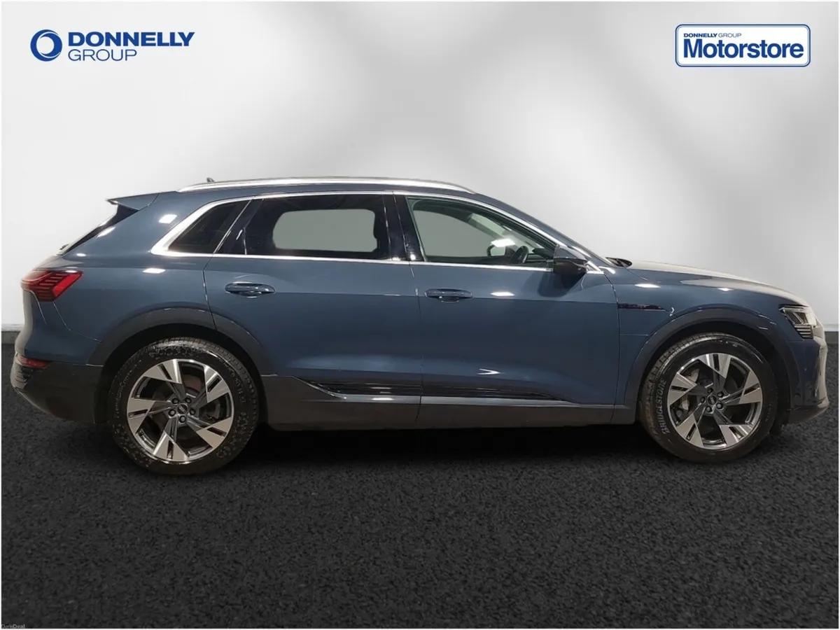 Audi Q8 E-Tron Estate Sport - Image 3