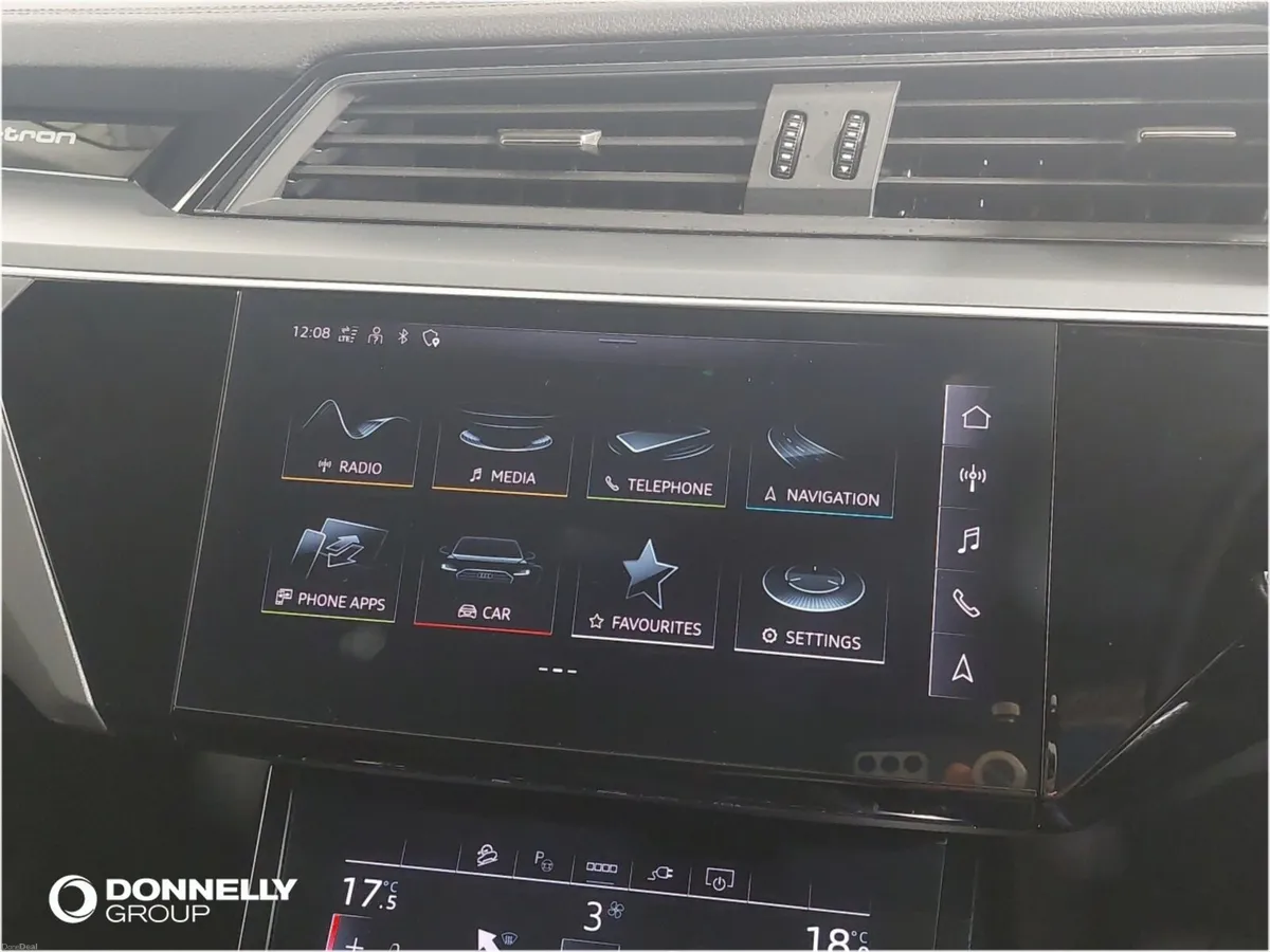 Audi Q8 E-Tron Estate Sport - Image 5