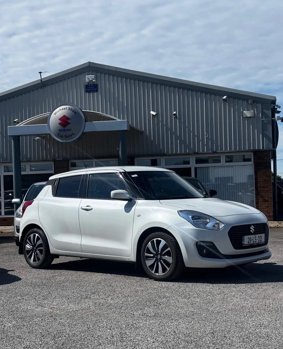 211 Suzuki Swift 1.2 Hybrid - Image 4