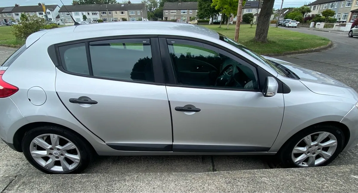 Megane 1.5 diesel DCI 2010 NCT 07/27 - Image 4