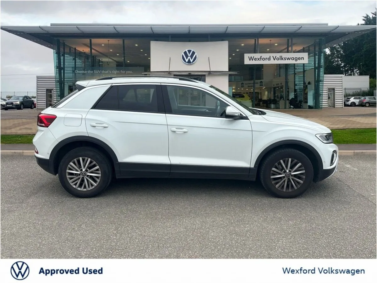 Volkswagen T-Roc 1.0 TSI 110HP Life - Image 4