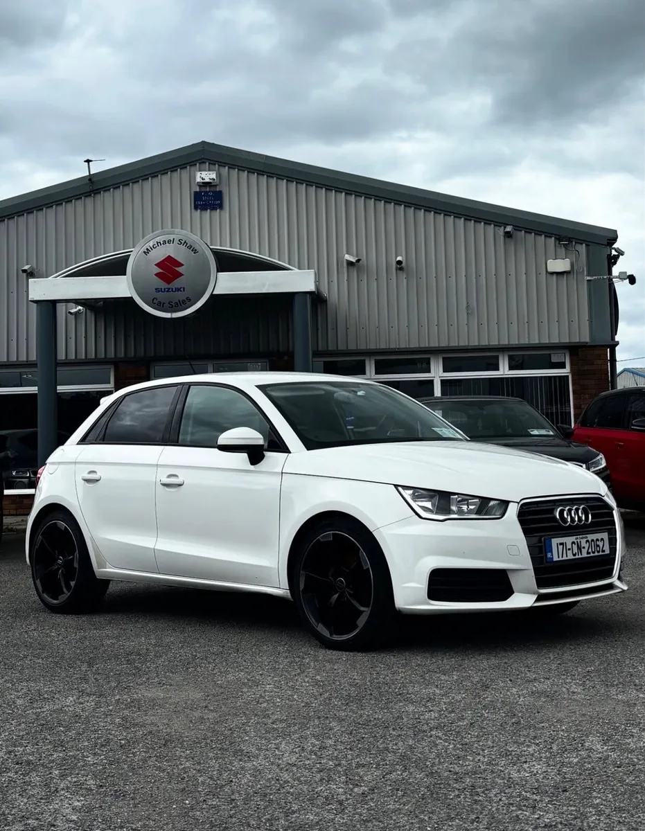 171 Audi A1 1.6 TDI (WHITE) - Image 4