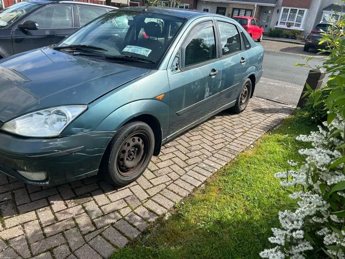 2002 Ford Focus 1.6 petrol - Image 2