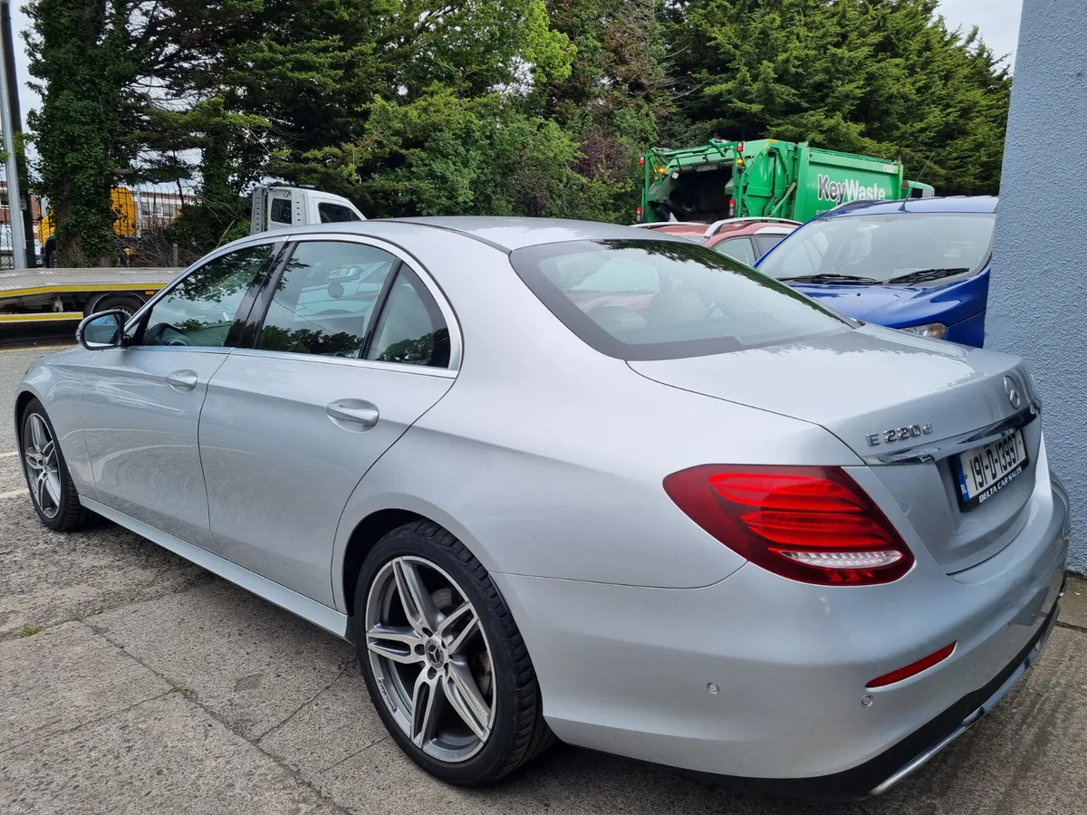 2019 MERCEDES E CLASS AMG LINE AUTOMATIC E220D - Image 4