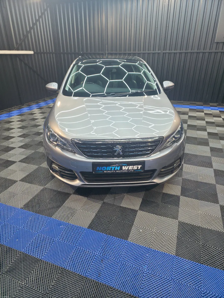 Peugeot 308 2018 - Image 3