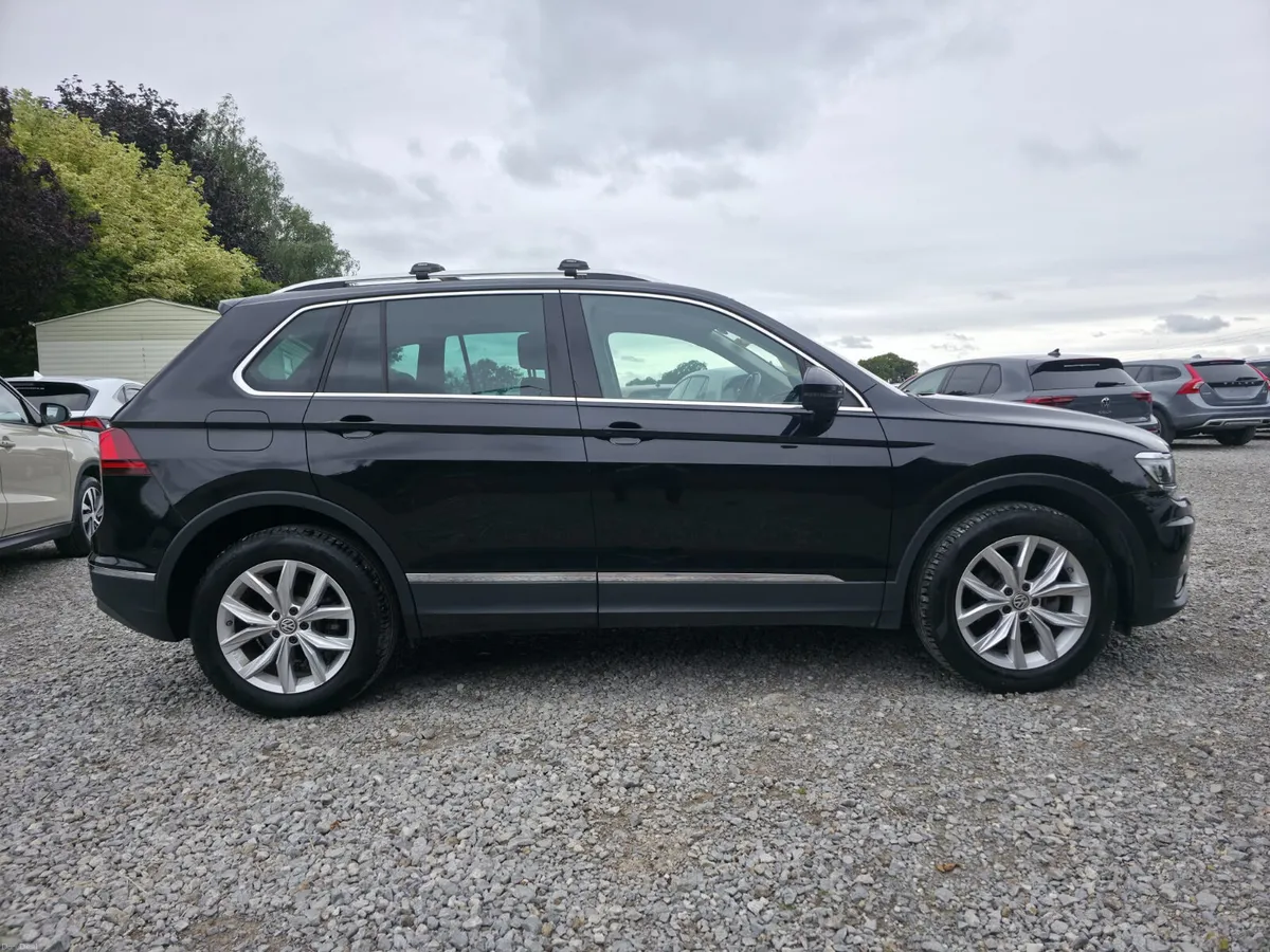 2019 Volkswagen Tiguan Highline - Image 6