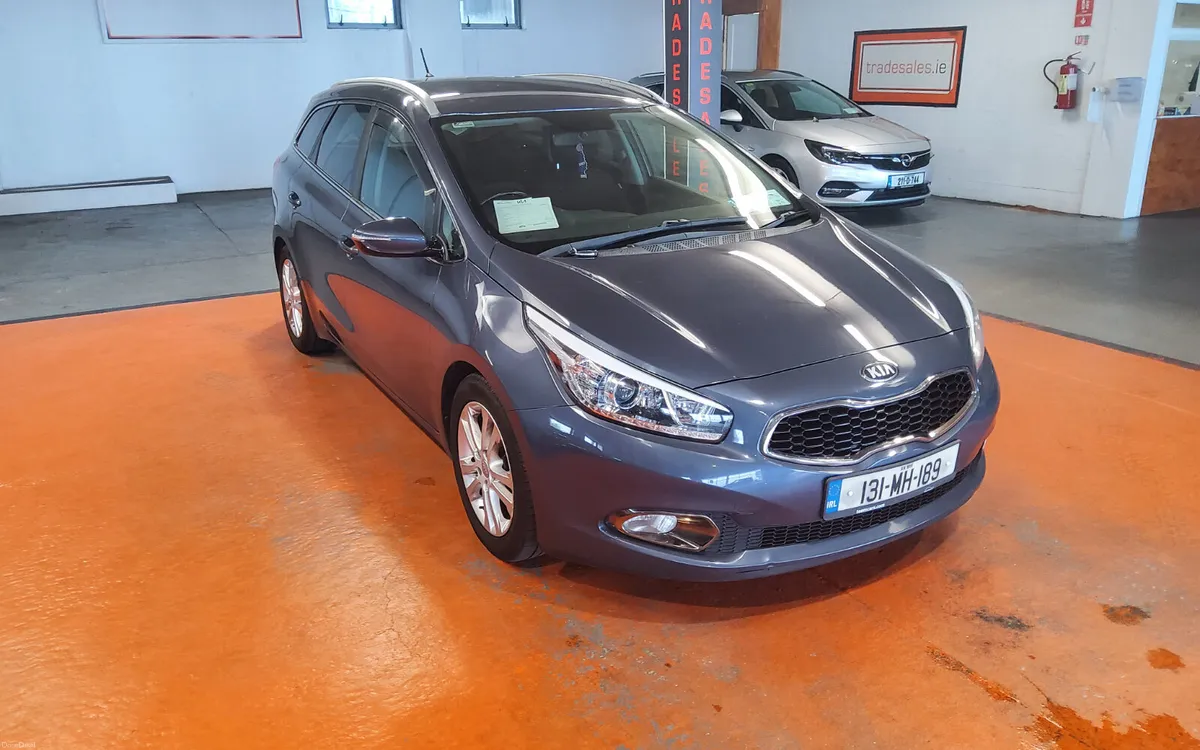 Kia Ceed 2013 - Image 1