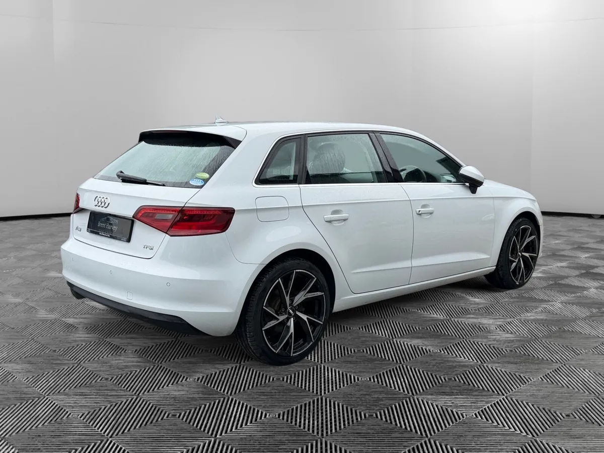 AUDI A3 S-TRONIC - LOW KM - Image 5