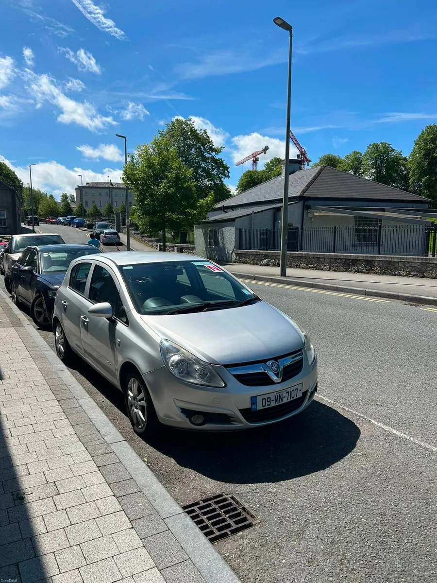 Corsa - Image 1