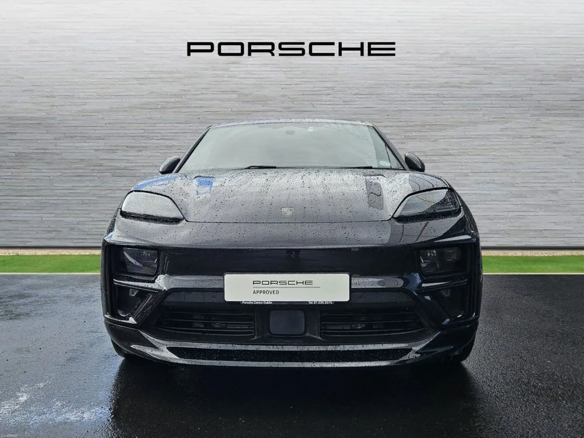 Porsche Macan Turbo Electric - Image 6