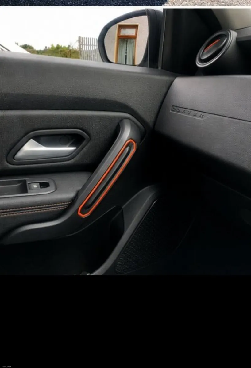 Dacia Duster 2022 Extreme high spec with warrenty - Image 5