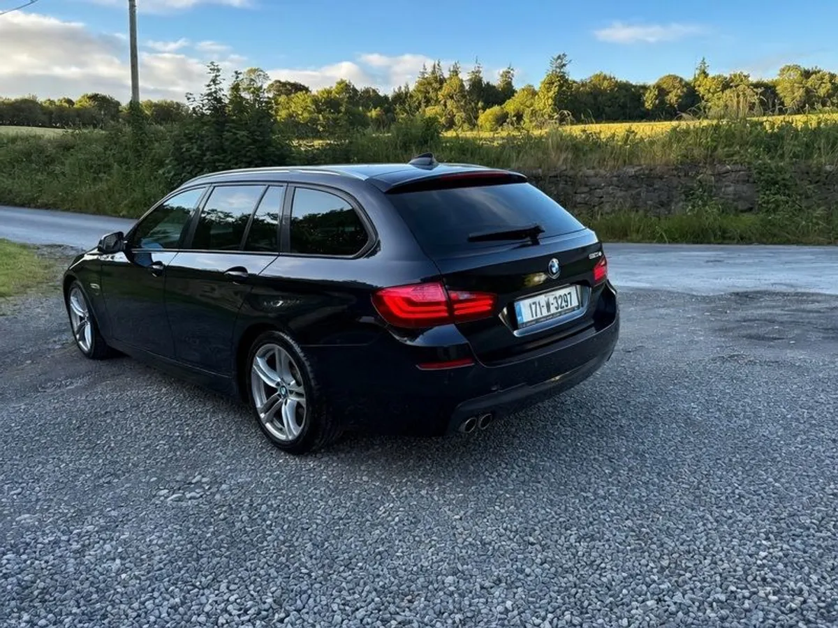 2017 Bmw 5-series - Image 2