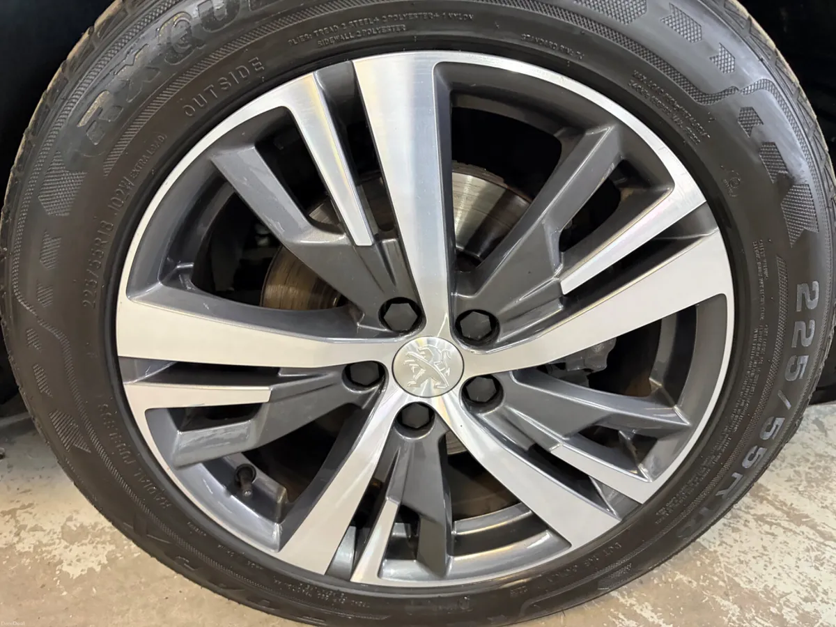 Peugeot 3008 2021. 1.5HDI. ALLURE - Image 3