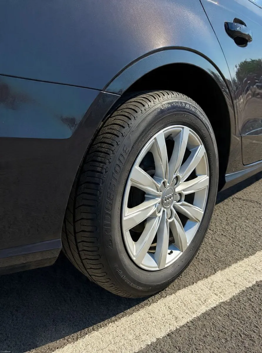 Audi A3 2015 - Image 6