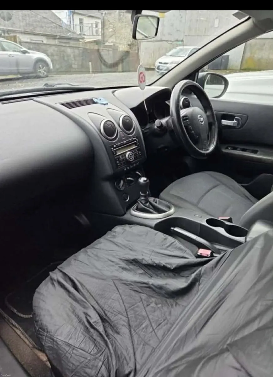 Nissan Qashqai 2009 - Image 5