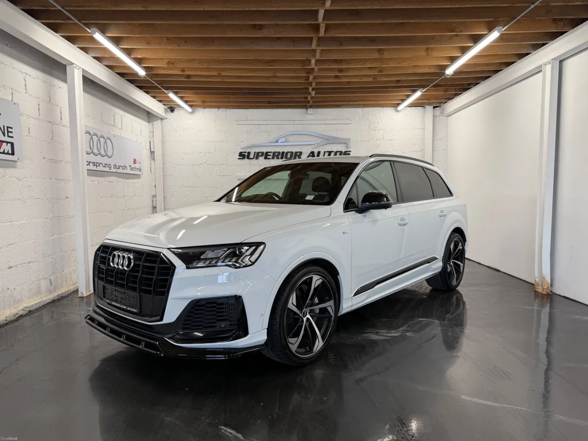 2021 Audi Q7 S-Line Black Edition 55TFSI E Quattro - Image 1