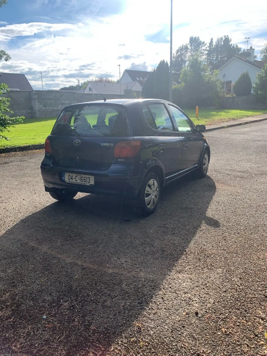 2004 Toyota Yaris - Image 3