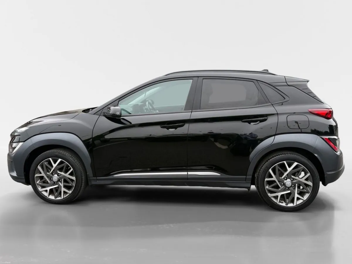 Hyundai KONA 1.6 HYBRID Executive Auto - Image 2
