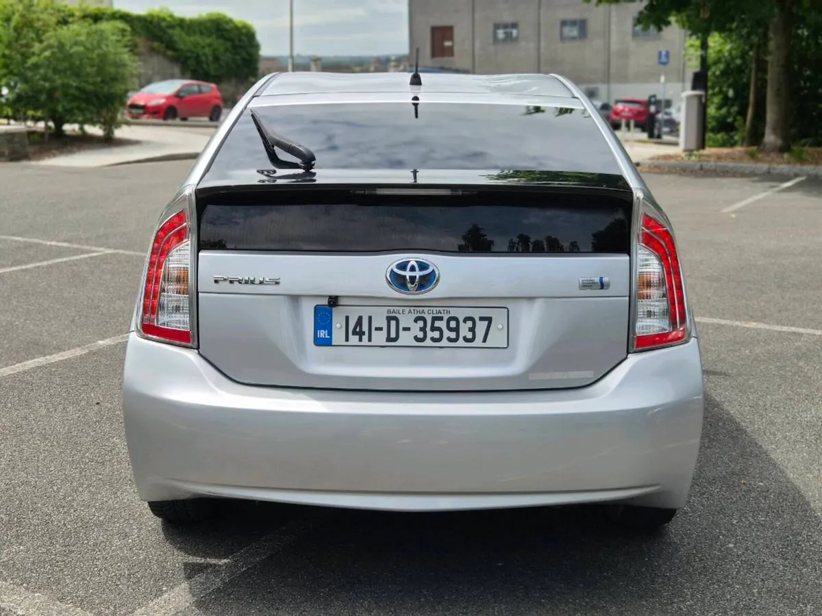 Toyota Prius / NCT 03/27 ✅️ - Image 5