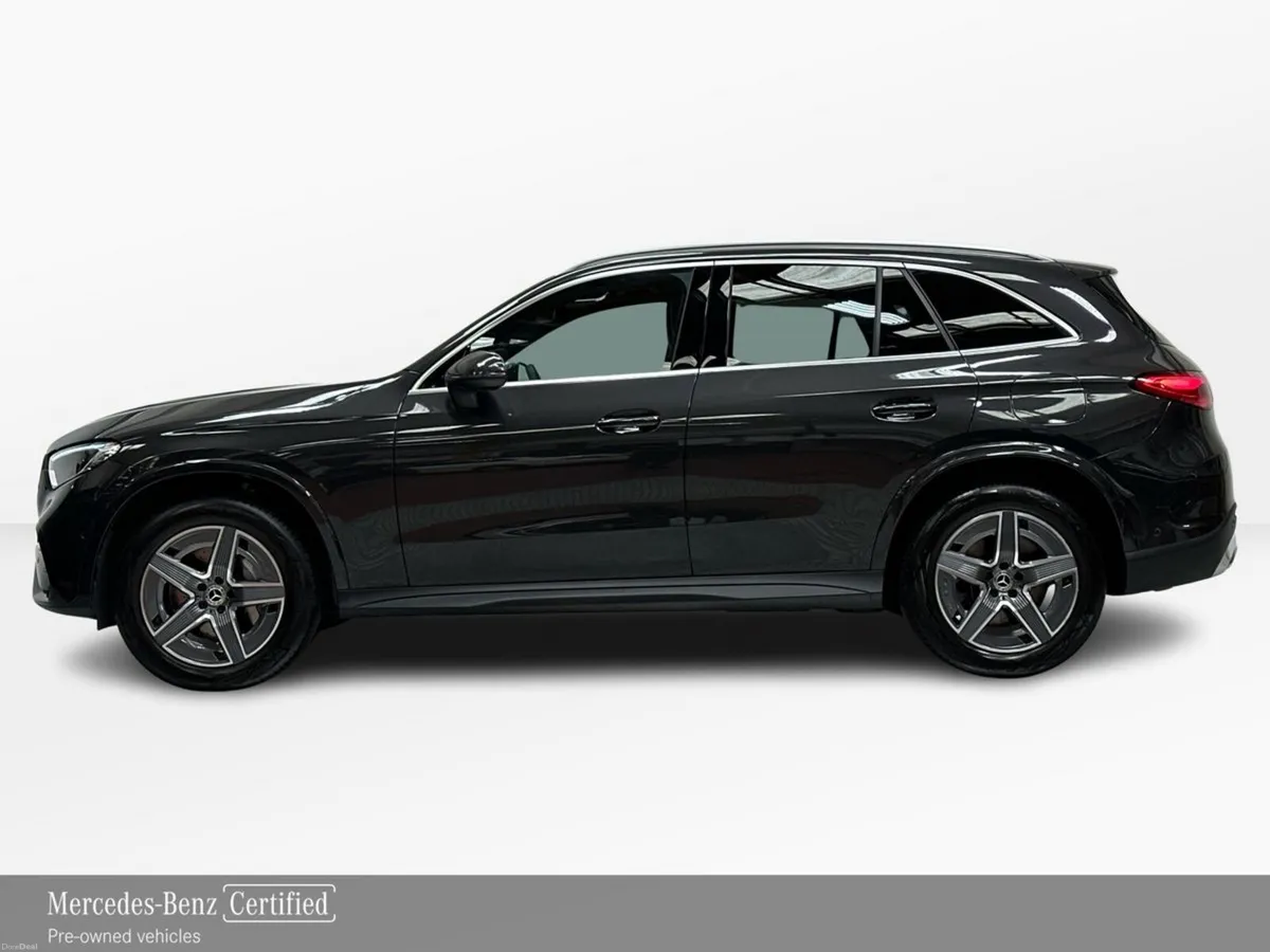 Mercedes-Benz GLC GLC300 DE 4Matic AMG Line + PHEV - Image 6