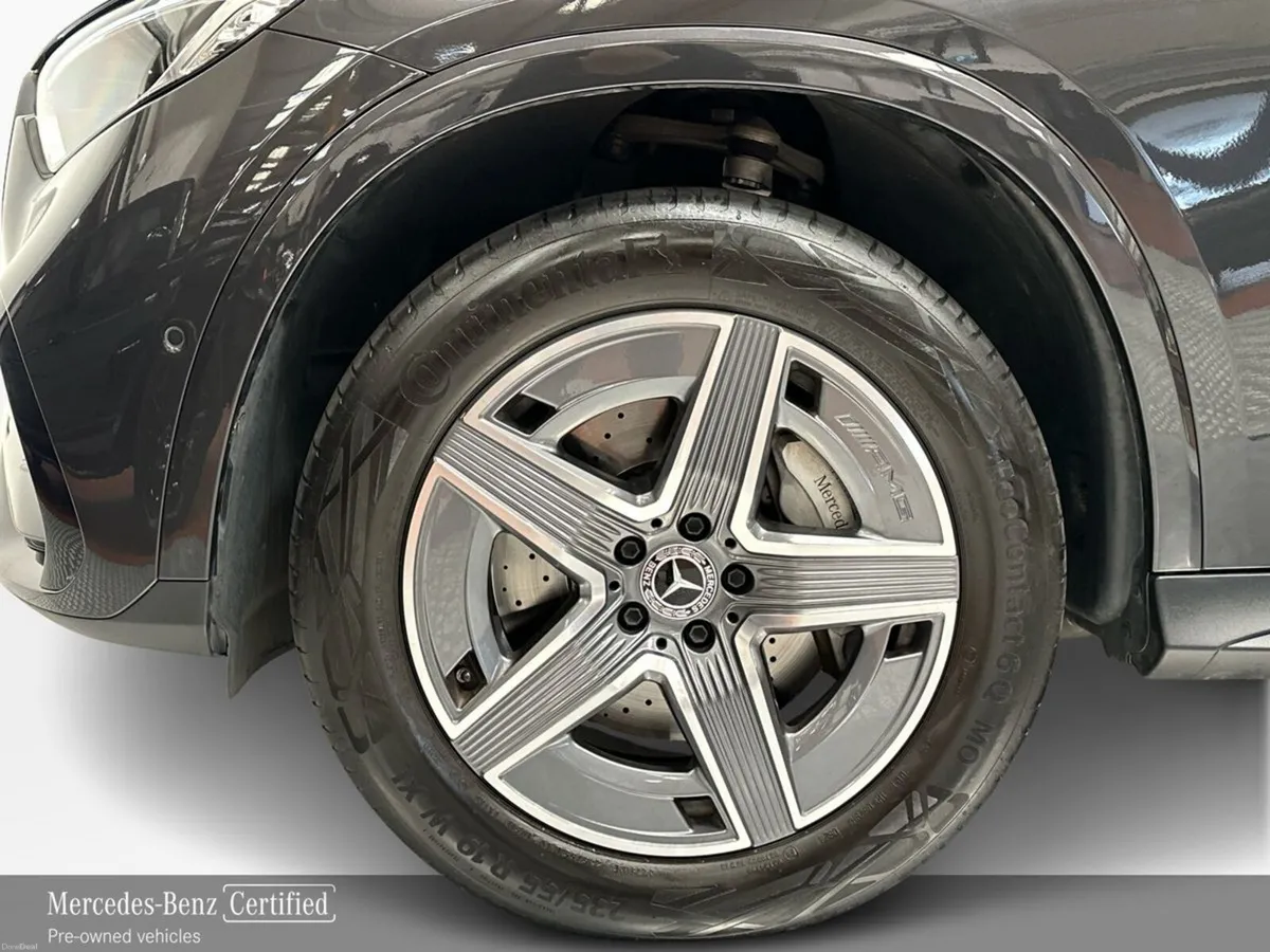 Mercedes-Benz GLC GLC300 DE 4Matic AMG Line + PHEV - Image 5