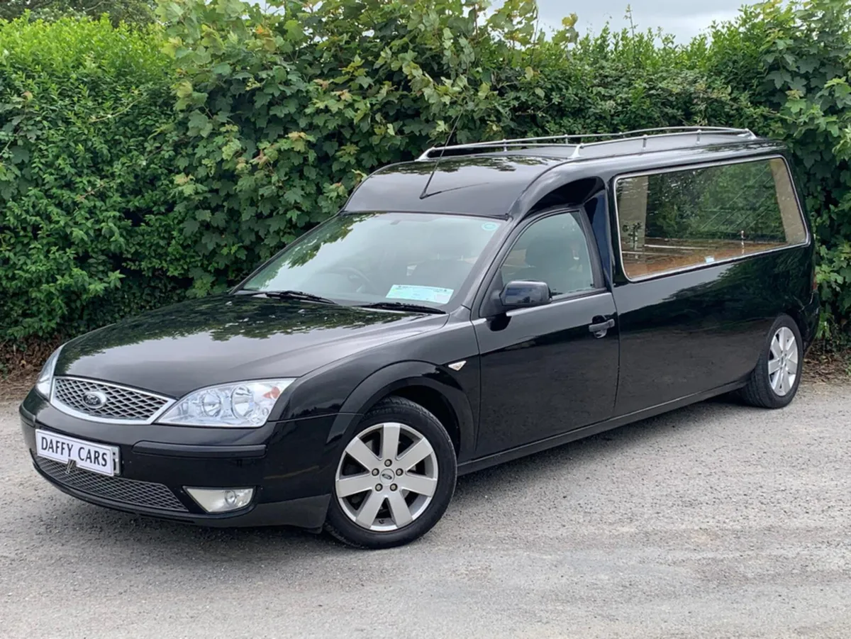 Ford Mondeo LX 2.0 3DR A - Image 1