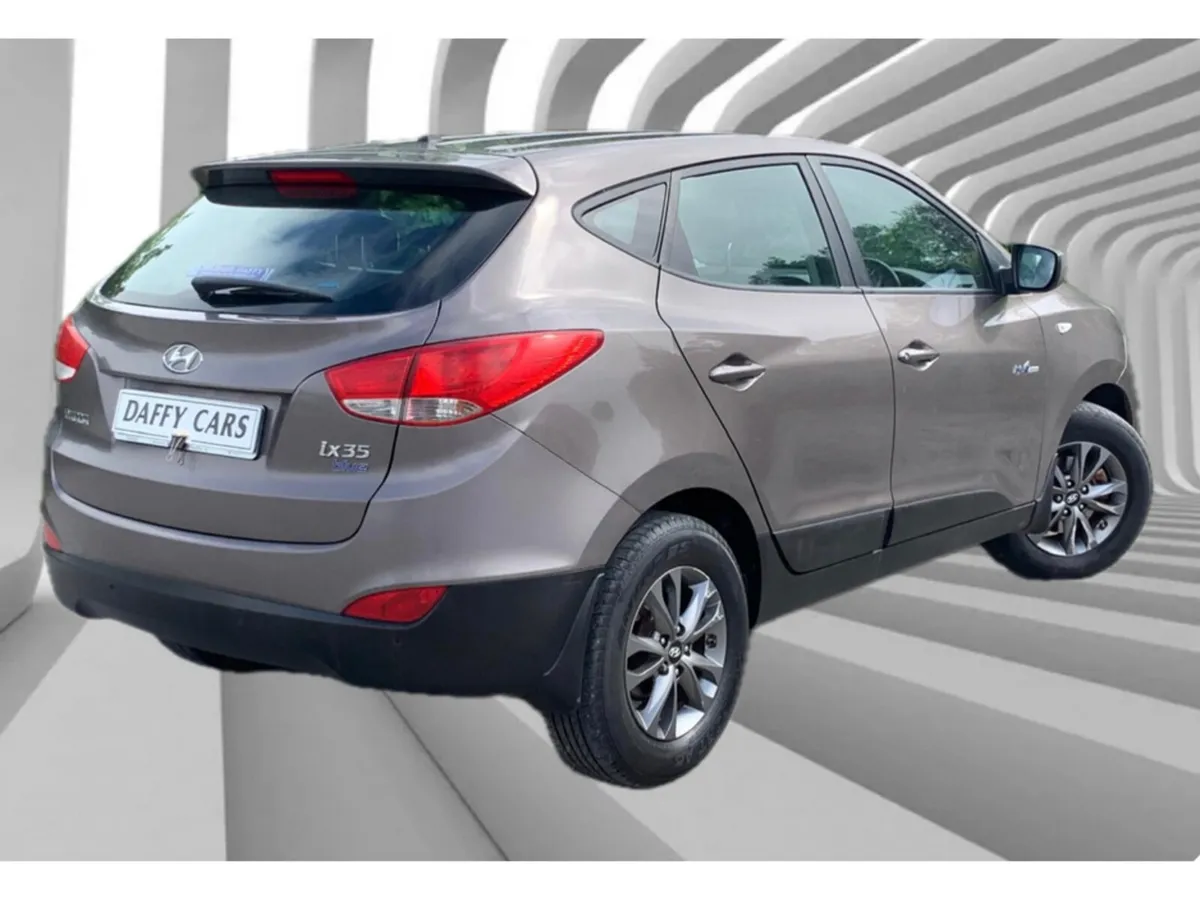 Hyundai ix35 1.7 COMFORT 4DR - Image 4