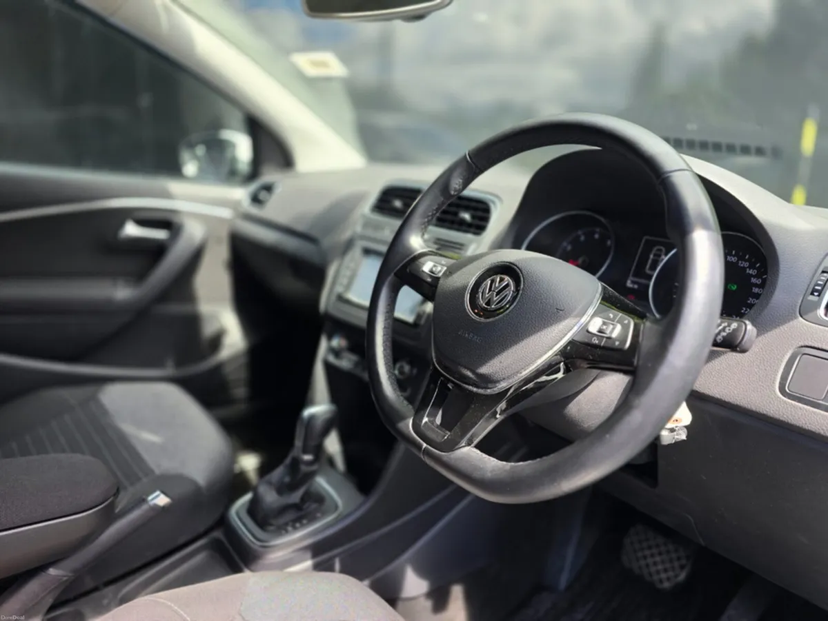 Volkswagen Polo 1.2 TSI AUTO/REVERSING CAMERA - Image 2