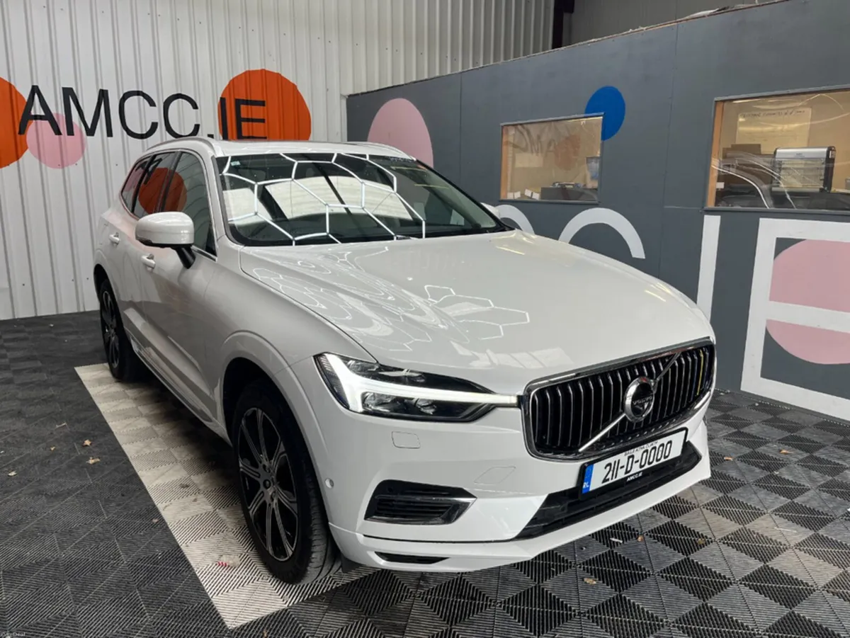 Volvo XC60 2021 VOLVO XC60 T8 PLUG-IN 2.0 AUTOMATI - Image 1