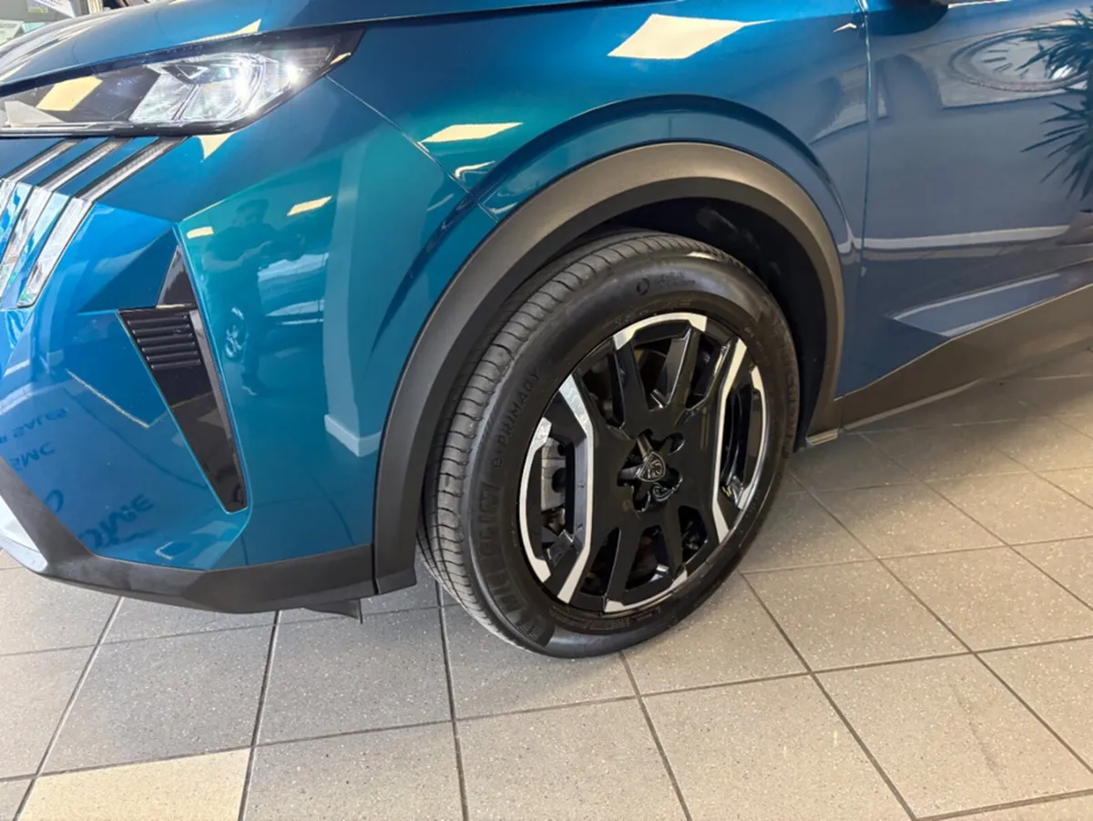 Peugeot 3008 ALLURE EV - Image 5