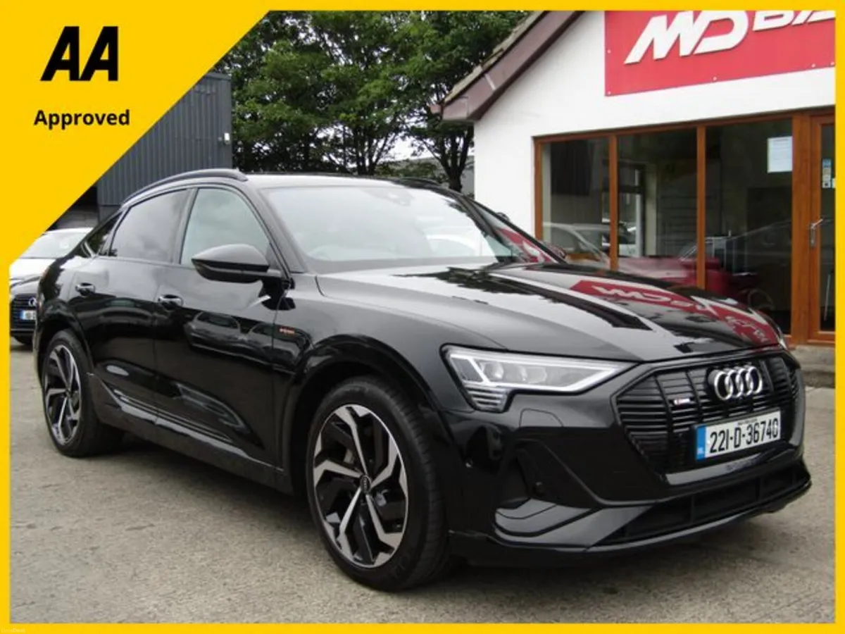 Audi e-tron 55E S LINE Black Edition 408PS - Image 1