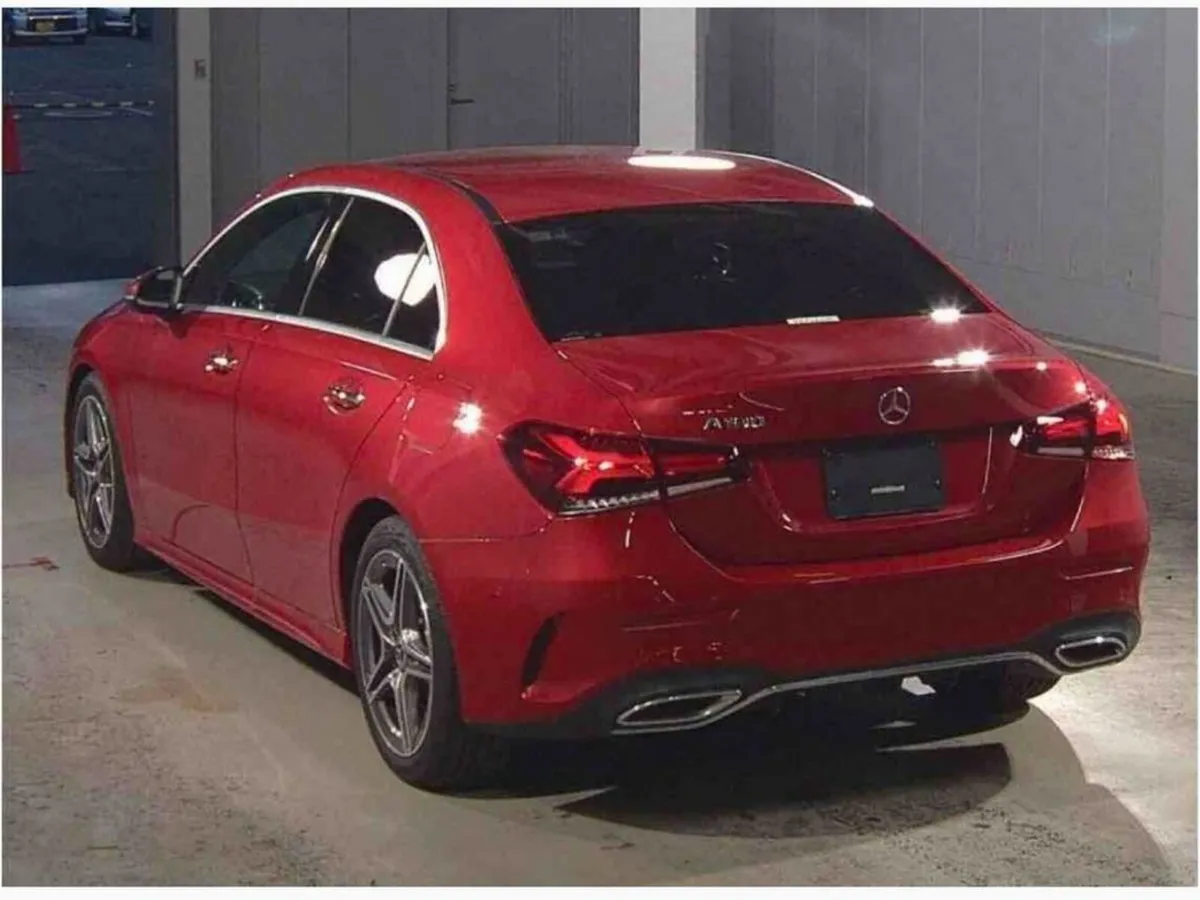 Mercedes-Benz A-Class 1.4 AUTOMATIC AMG LINE SALOO - Image 2