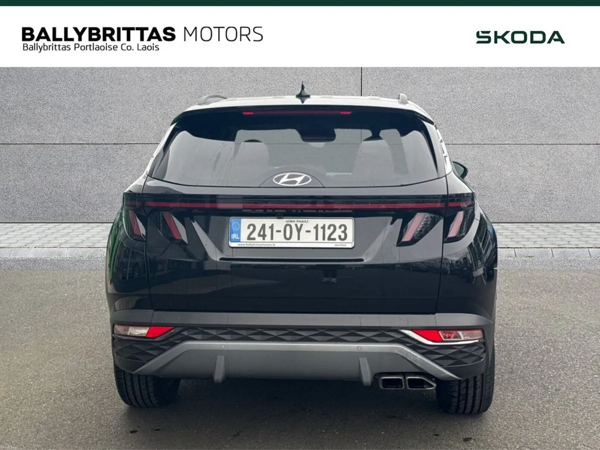 Hyundai Tucson 2WD Executive Plus - Image 4
