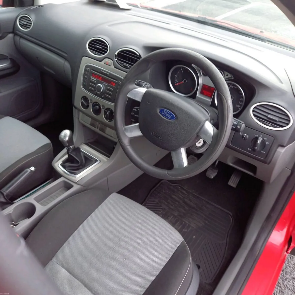2011 Ford focus diesel New Nct Drives excellent - Image 5