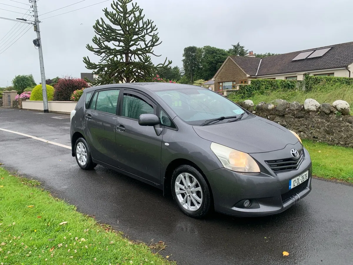 2012 Toyota Verso 2.0 D4D NCT 11-26 - Image 1