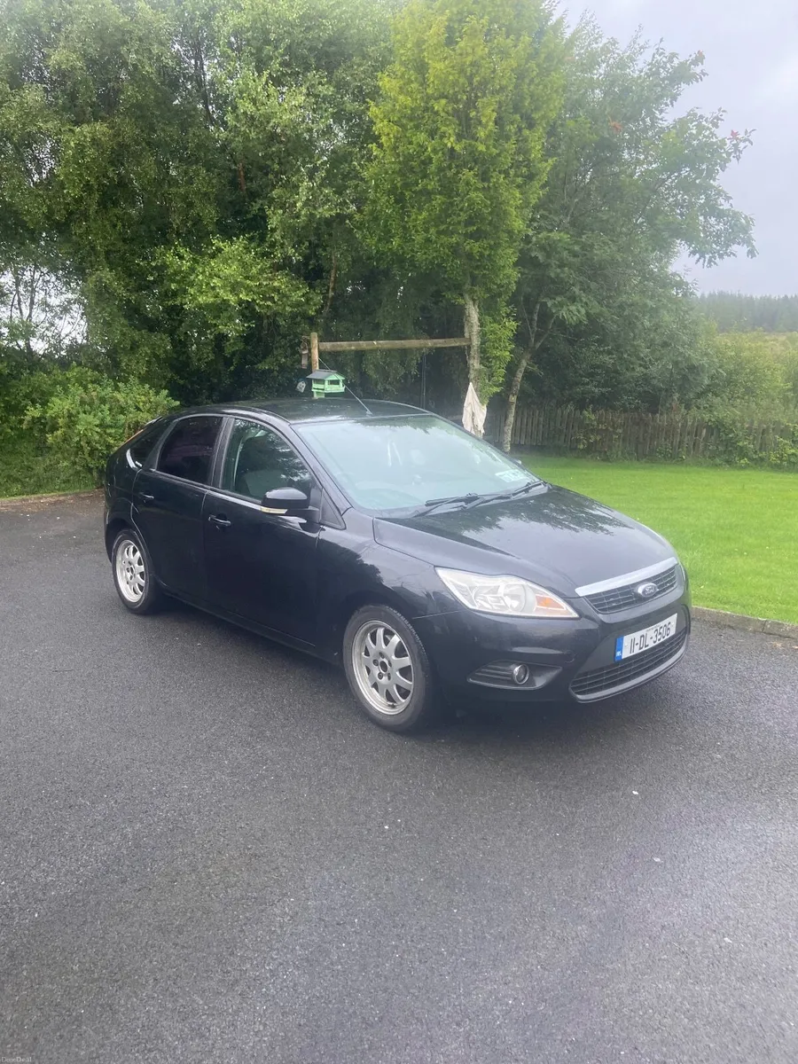 Ford Focus 2011 - Image 1